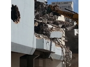 Serviços de demolição na Vila Carrão 
