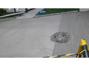 calçada de concreto em andamento